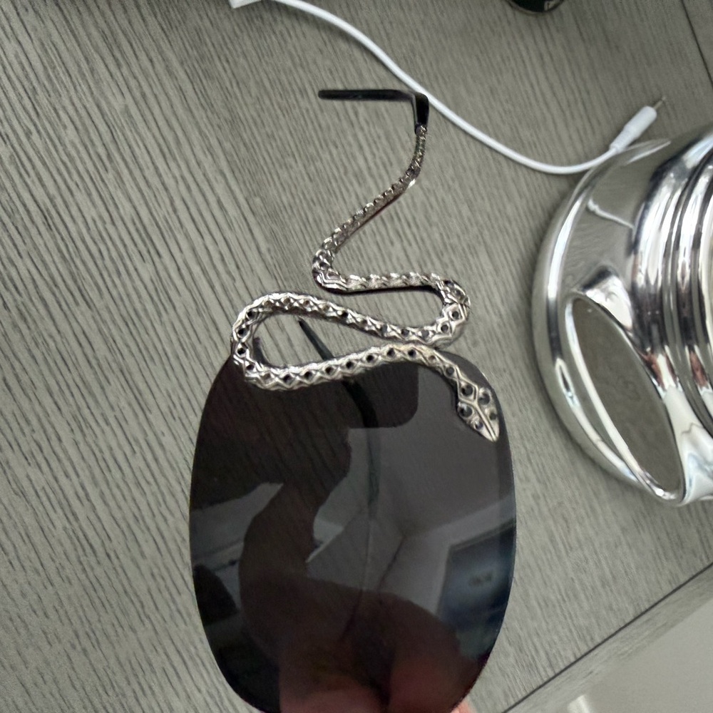Roberto Cavalli Black Sunglasses with Snake Detail - Picture 2 of 4